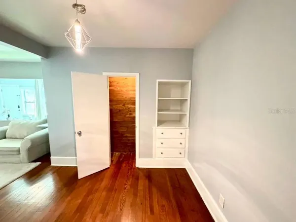 $2,200 | 543 13th Avenue South, Unit 1/2, St. Petersburg, FL 33701