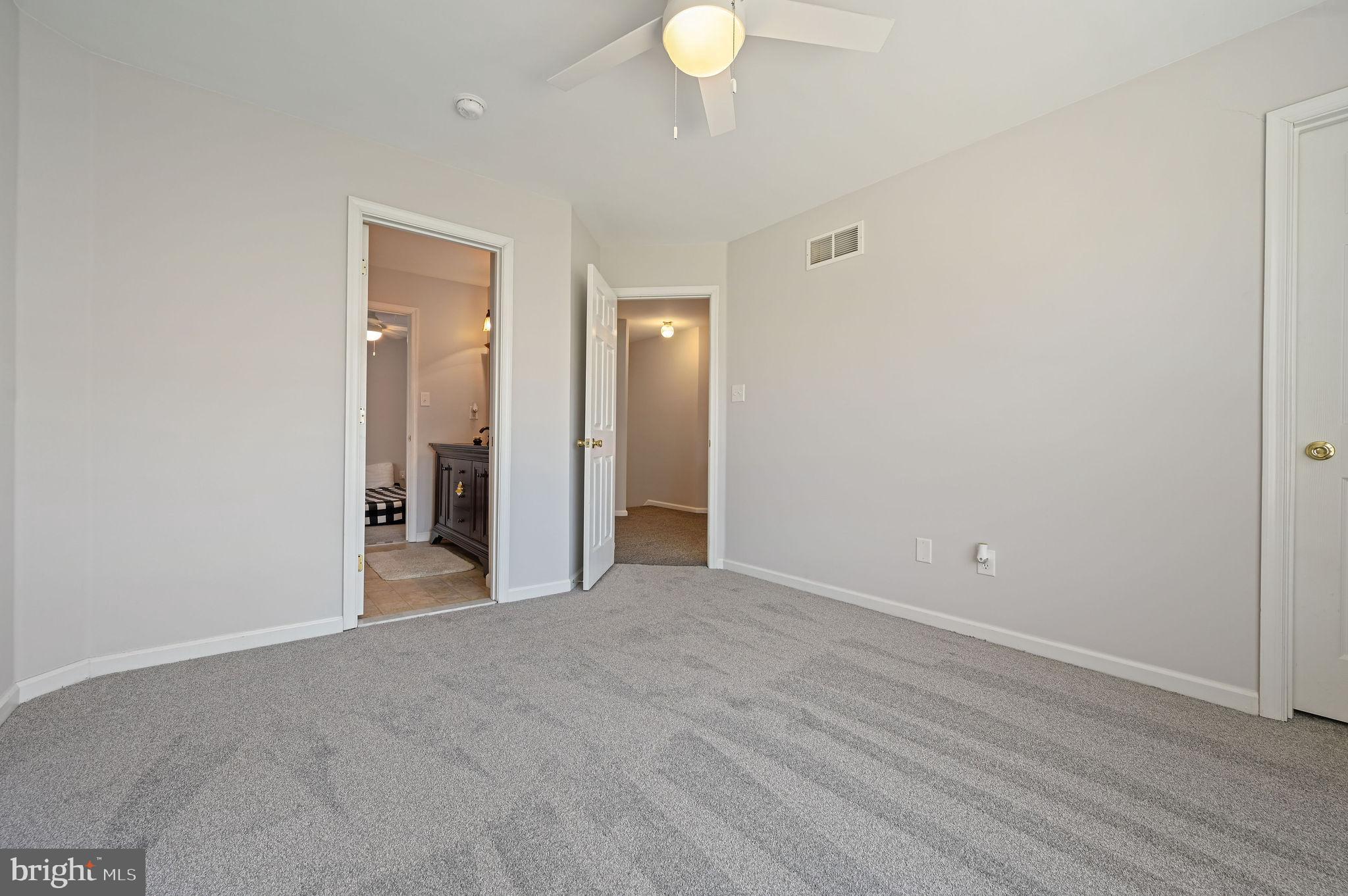 7 Shinnecock Road Dover, DE 19904 - Photo 29 of 33 Bedroom #2 with Jack & Jill bathroom