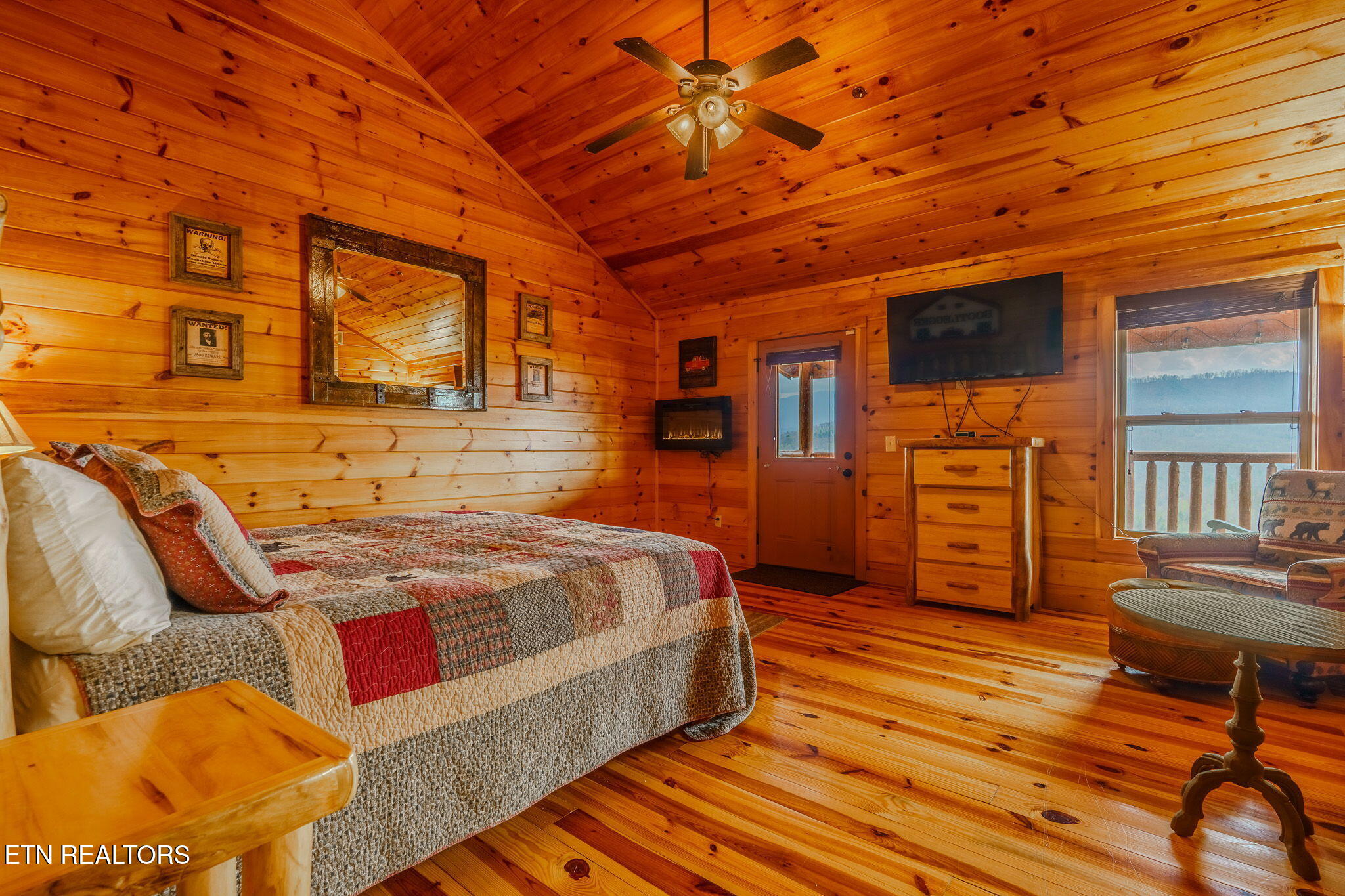 4831 Highland Pl Way Pigeon Forge, TN 37863 - Photo 23 of 48 20-web-or-mls-_DSC6476-HDR