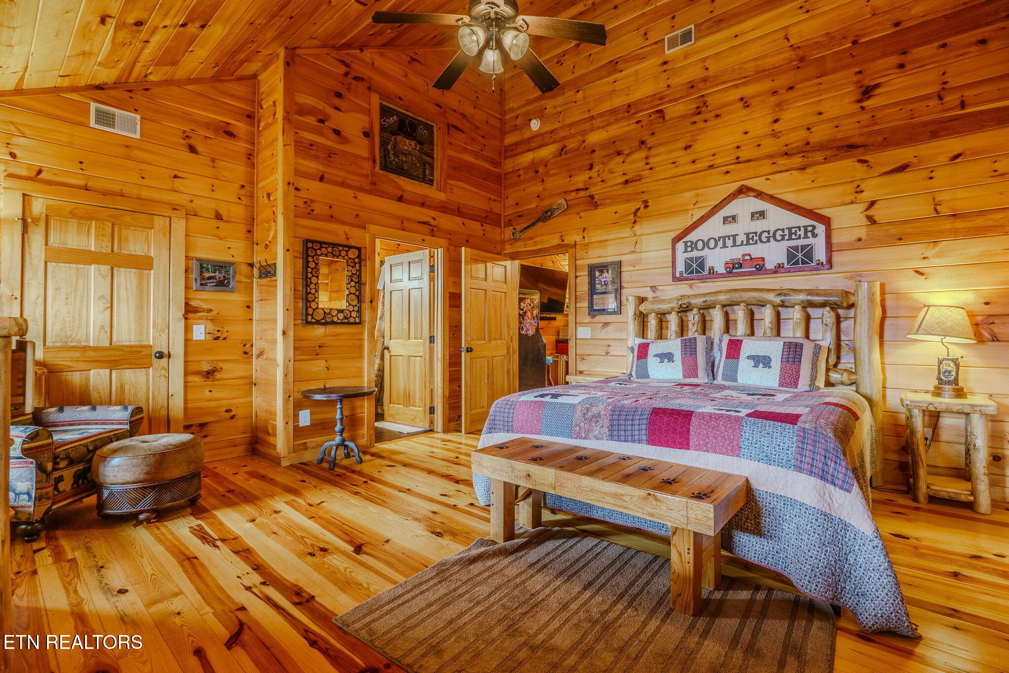 4831 Highland Pl Way Pigeon Forge, TN 37863 - Photo 24 of 48 21-web-or-mls-_DSC6481-HDR
