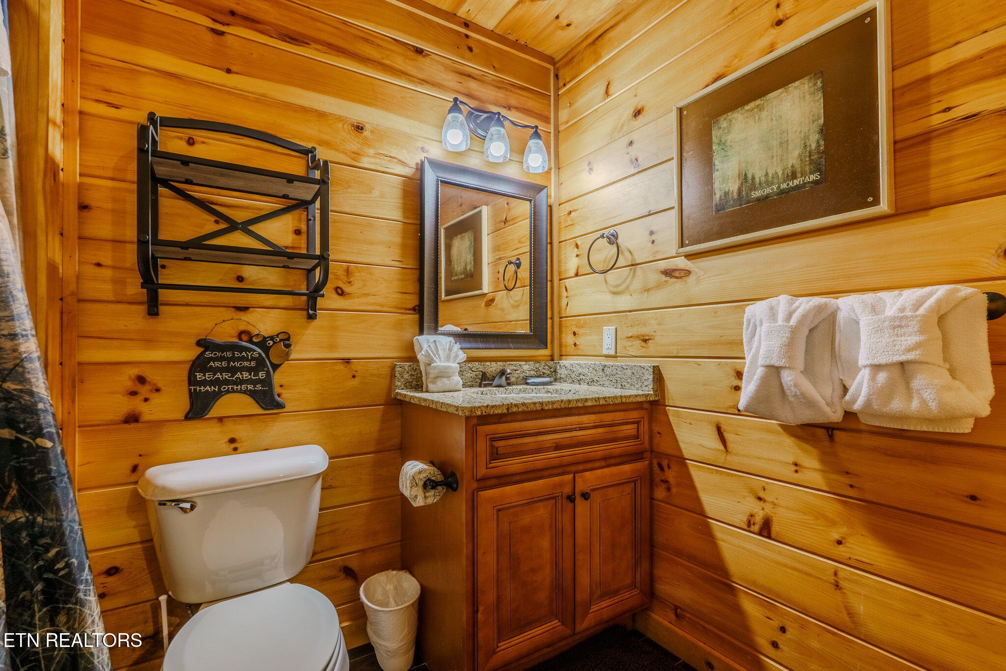4831 Highland Pl Way Pigeon Forge, TN 37863 - Photo 29 of 48 26-web-or-mls-_DSC6536-HDR