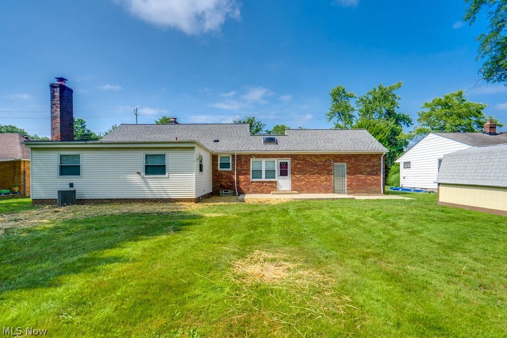 2031 West Pleasant Valley Road Parma, OH 44134 - Photo 24 of 26