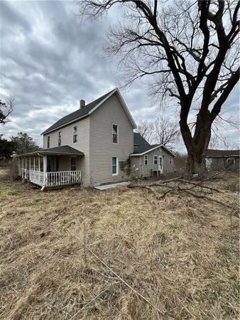 $65,000 | 847 South 30th Street, McCune, KS 66753