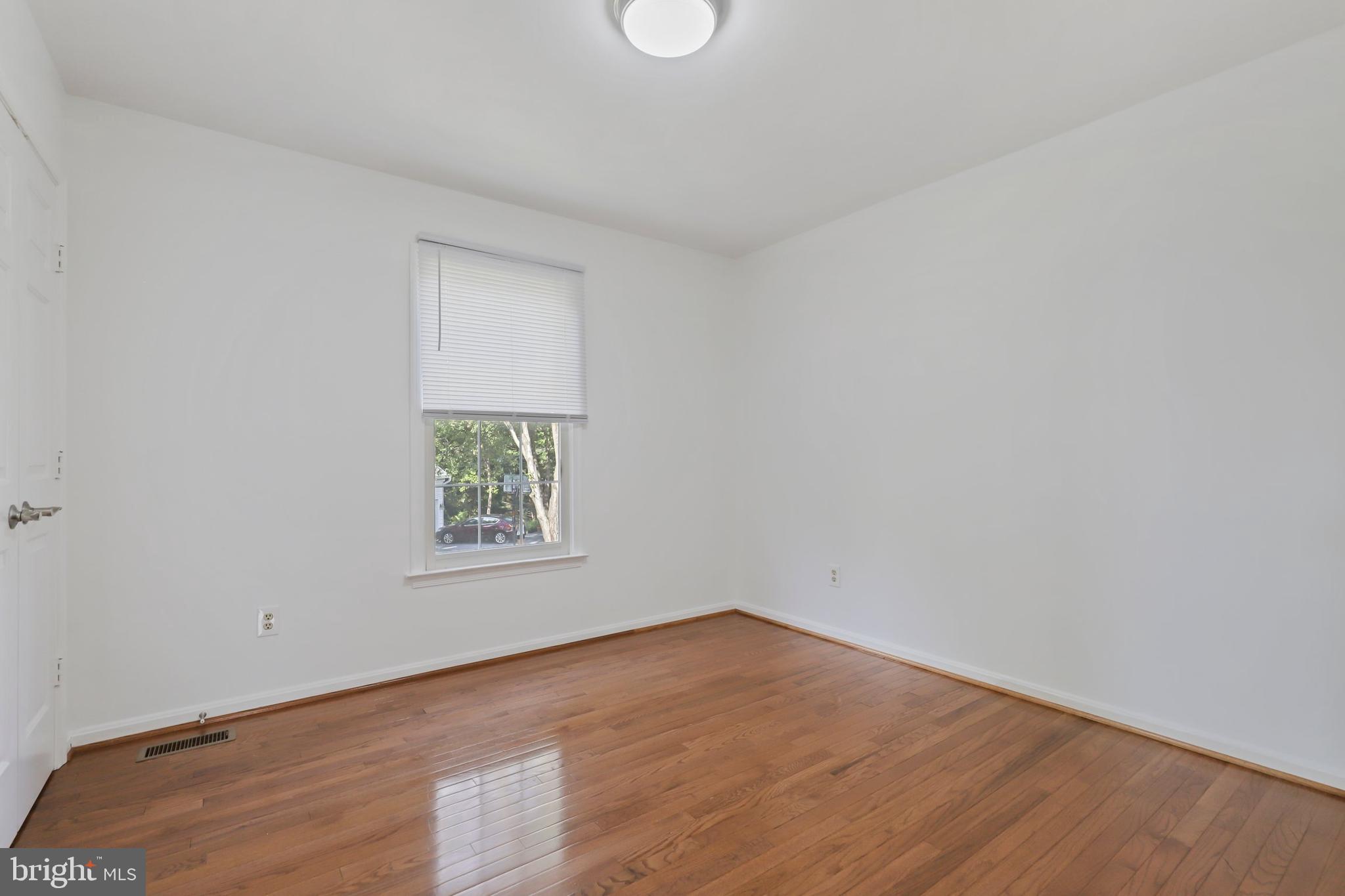 7108 Dudrow Court Springfield, VA 22150 - Photo 24 of 43 Gallery Image 24