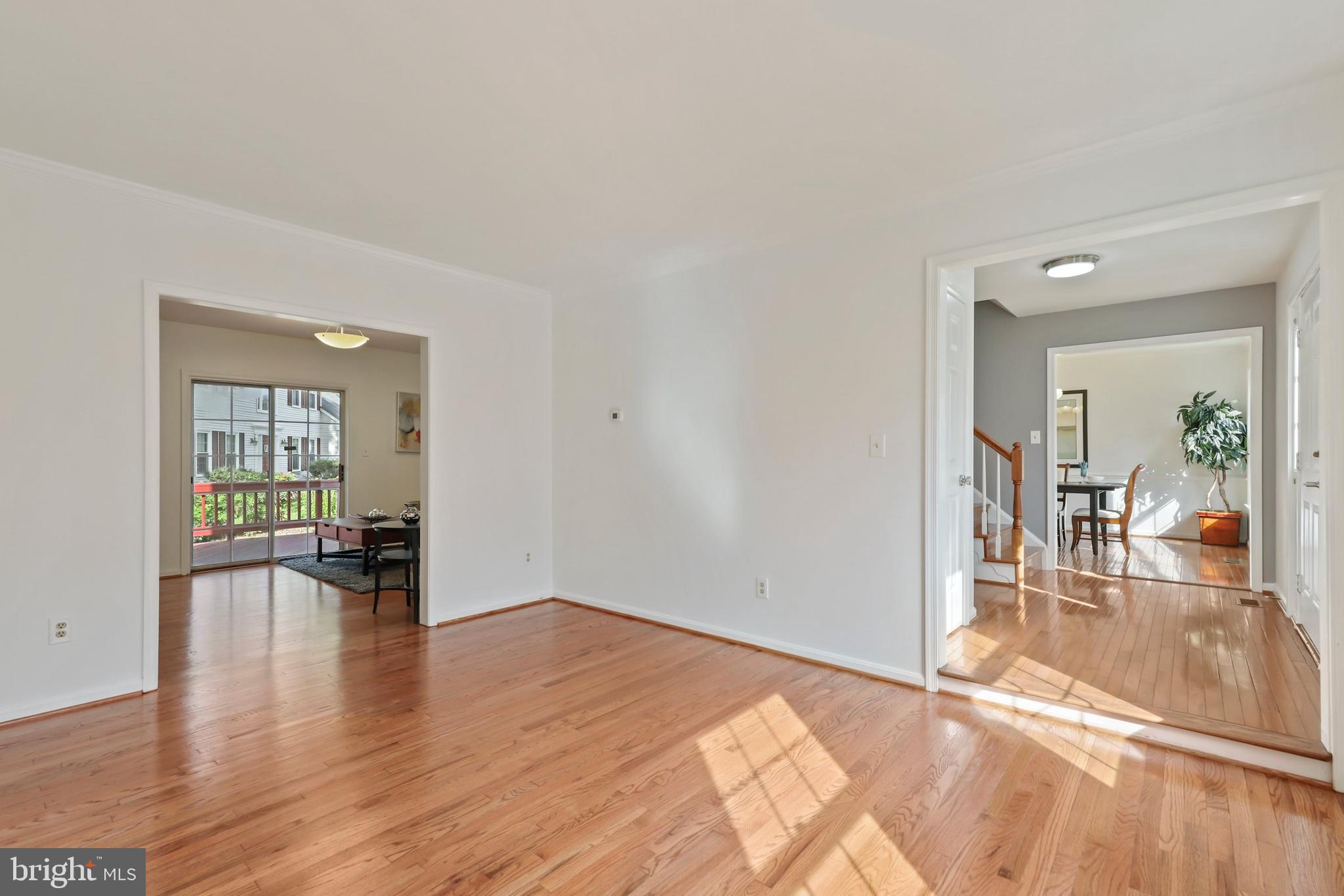 7108 Dudrow Court Springfield, VA 22150 - Photo 5 of 43 Gallery Image 5