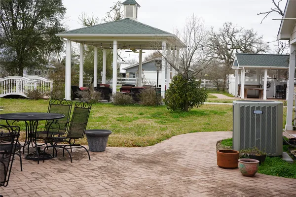 $2,200 | 9500 Mayfield - Main House, Richards, TX 77873