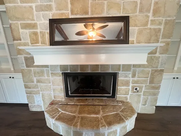$2,200 | 9500 Mayfield - Main House, Richards, TX 77873