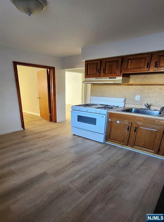 77 Main Avenue Wallington, NJ 07057 - Photo 3 of 8