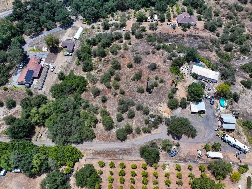 15705 Mactan Road Valley Center, CA 92082 - Photo 3 of 9