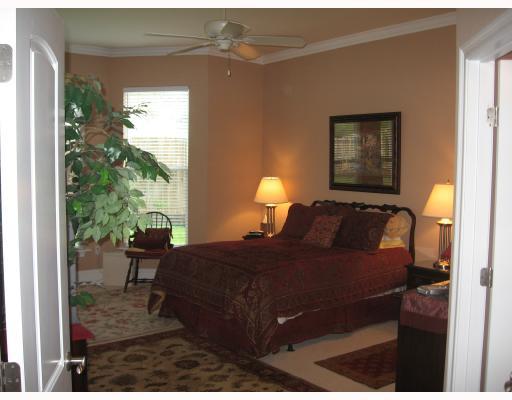1372 Rue Beauvais Mandeville, LA 70471 - Photo 5 of 7 Gallery Image 5