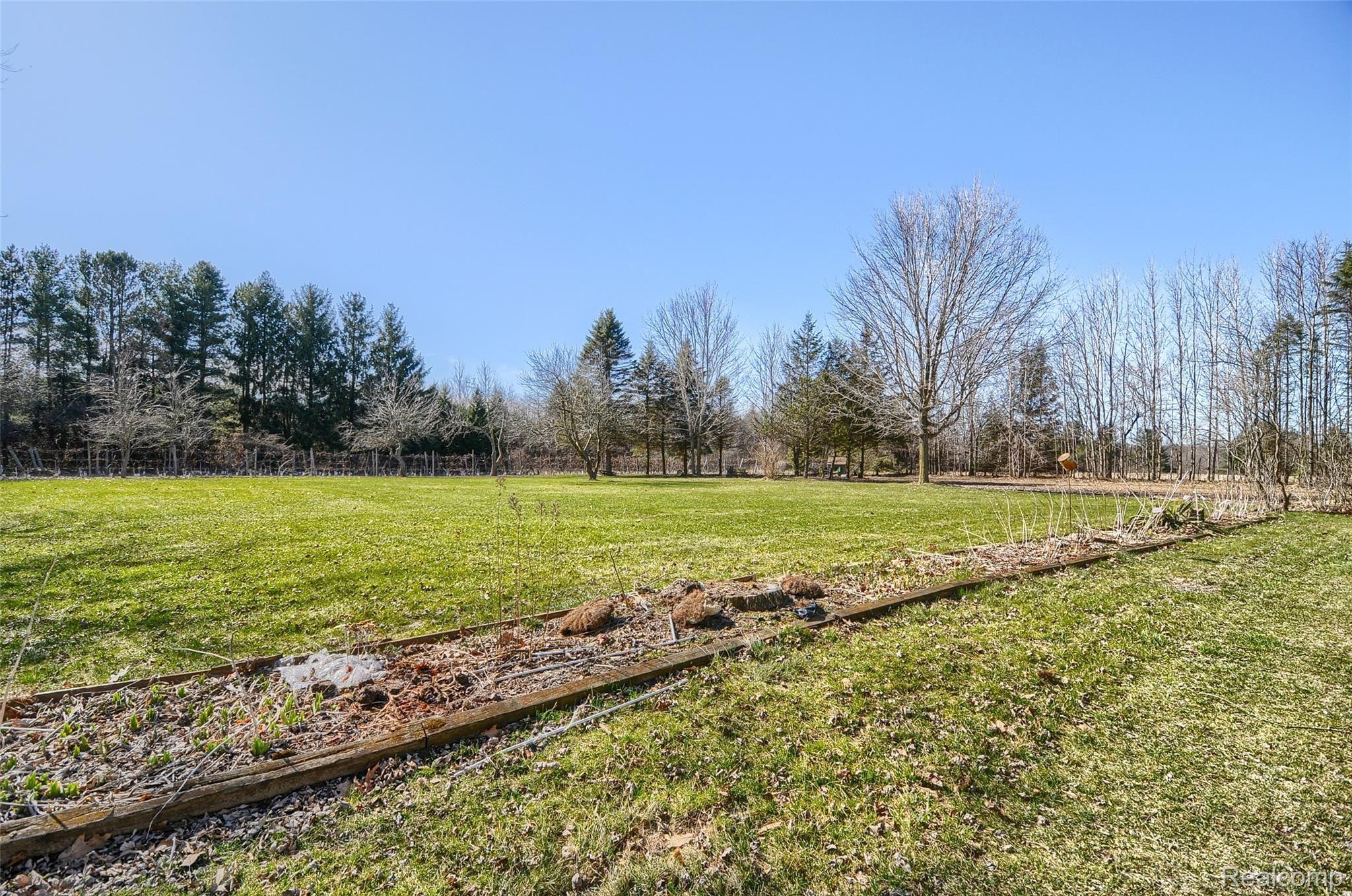 3679 Daley Road Attica, MI 48412 - Photo 41 of 74 DSC_8012-HDR(5).jpg