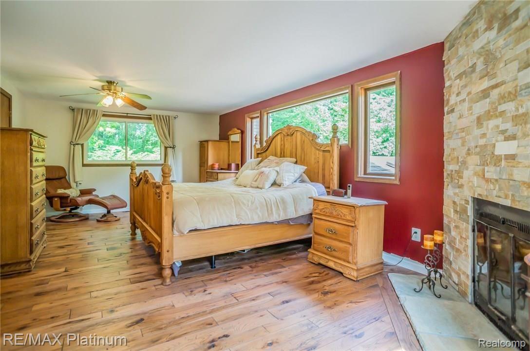 3788 Chase Lake Road Howell, MI 48855 - Photo 18 of 31 18.jpg