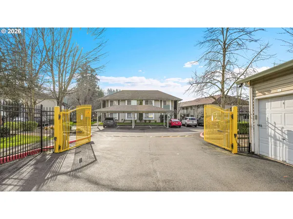 $225,000 | 4614 West Powell Boulevard, Unit 258, Gresham, OR 97030