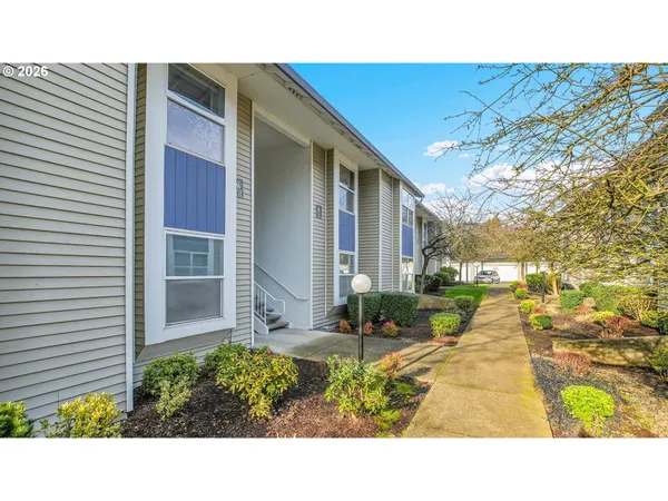 $225,000 | 4614 West Powell Boulevard, Unit 258, Gresham, OR 97030