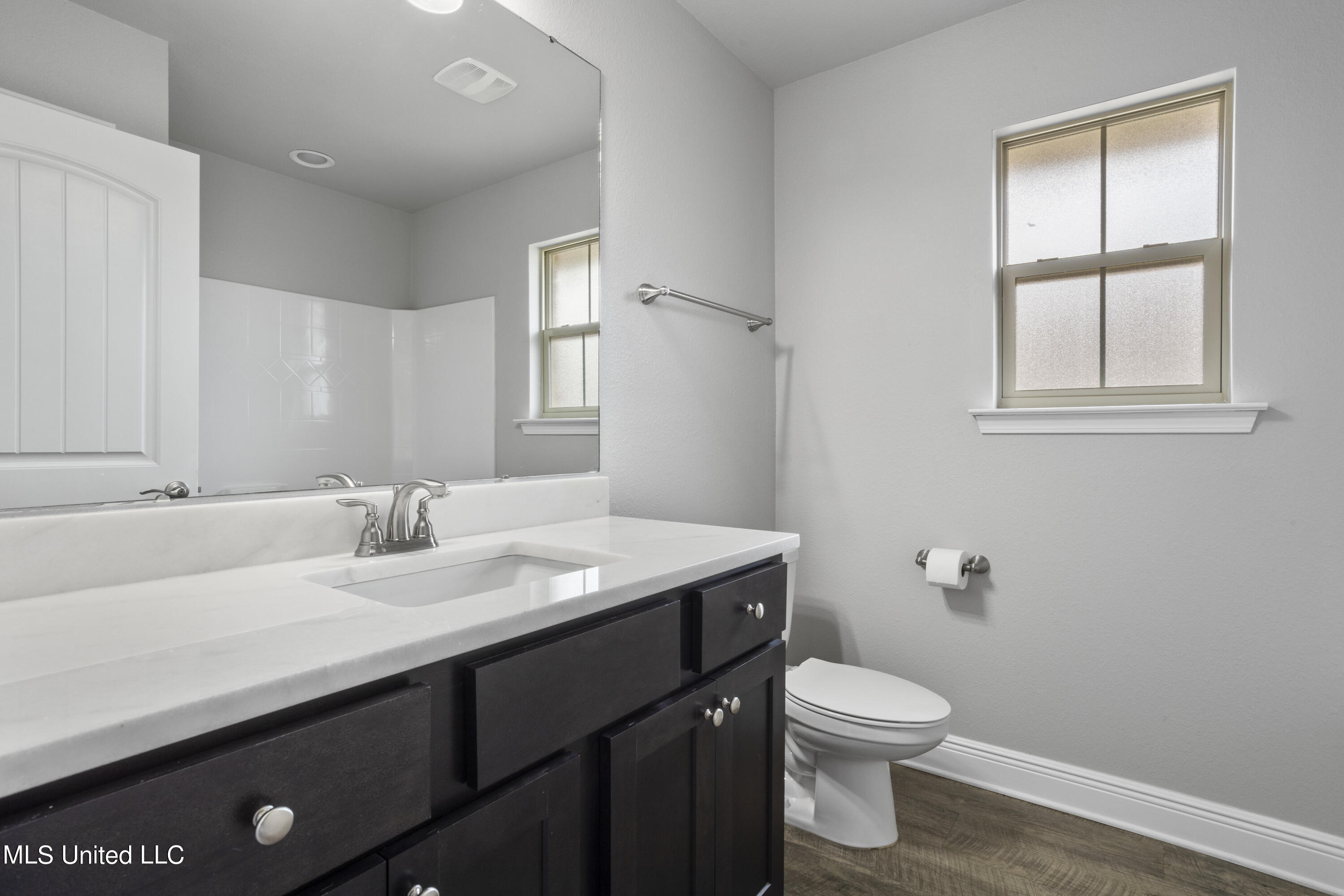 6261 Roxanne Way Biloxi, MS 39532 - Photo 25 of 37 025