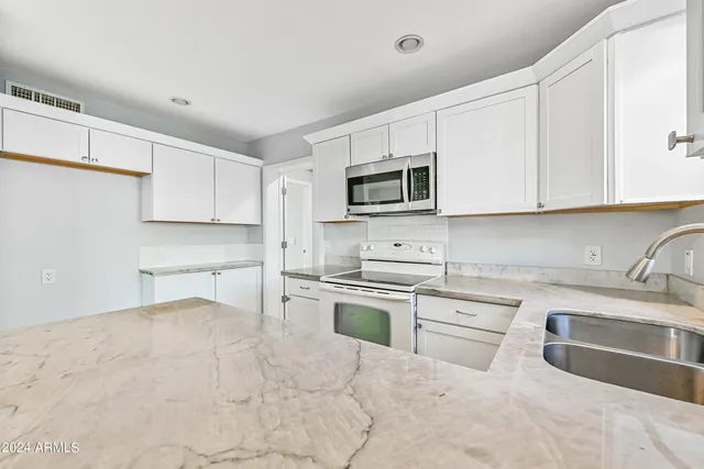 $1,500 | 1850 West Glenrosa Avenue, Phoenix, AZ 85015