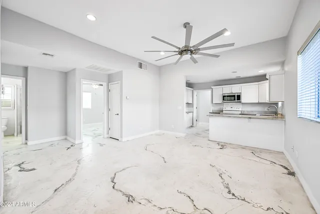 $1,500 | 1850 West Glenrosa Avenue, Phoenix, AZ 85015