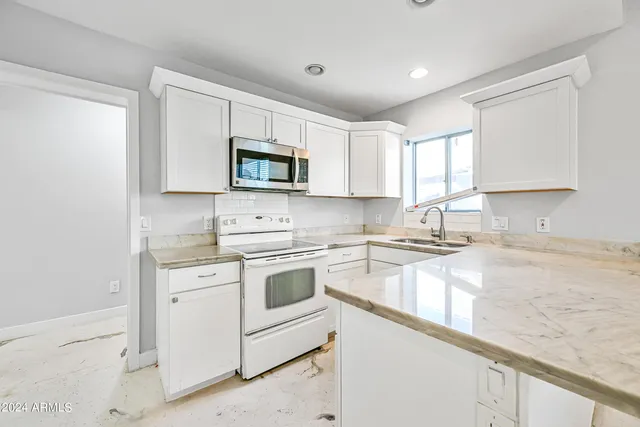 $1,500 | 1850 West Glenrosa Avenue, Phoenix, AZ 85015