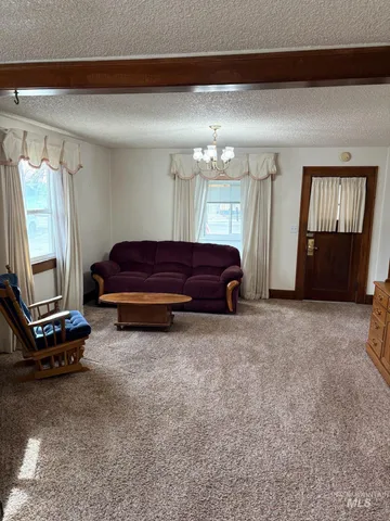 $279,900 | 627 Southwest 3rd Street, Fruitland, ID 83619