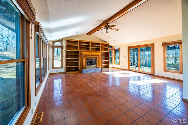 $279,000 | 1044 Oakland Drive, Jackson, MO 63755