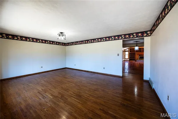 $279,000 | 1044 Oakland Drive, Jackson, MO 63755