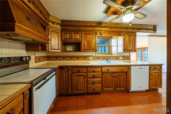 $279,000 | 1044 Oakland Drive, Jackson, MO 63755