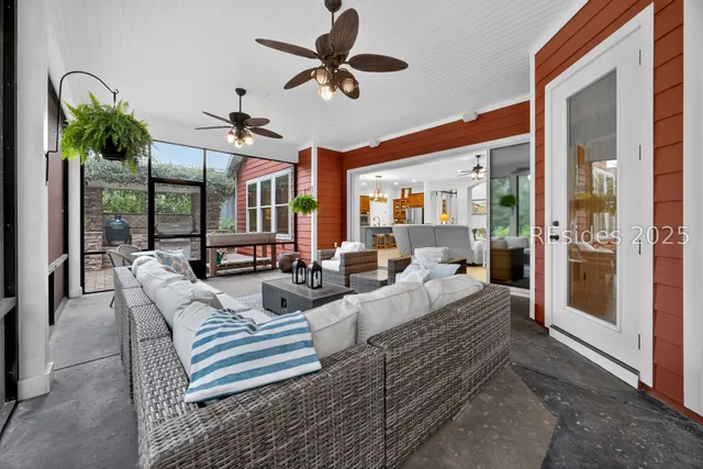 $897,000 | 15 Little Pine Court, Bluffton, SC 29910