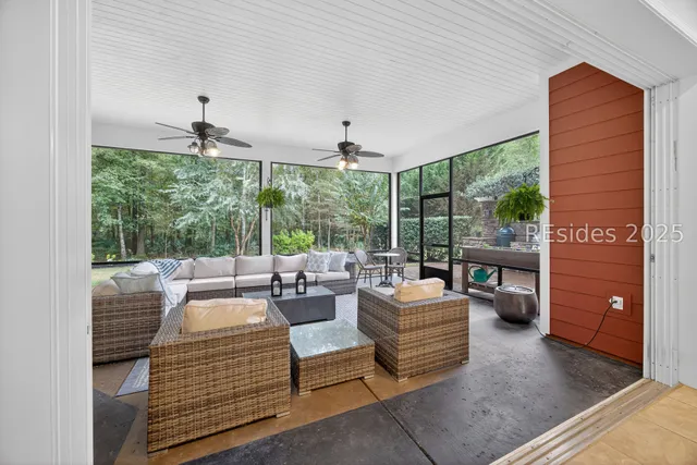 $897,000 | 15 Little Pine Court, Bluffton, SC 29910