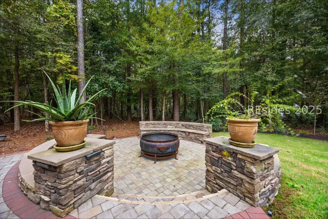 $897,000 | 15 Little Pine Court, Bluffton, SC 29910