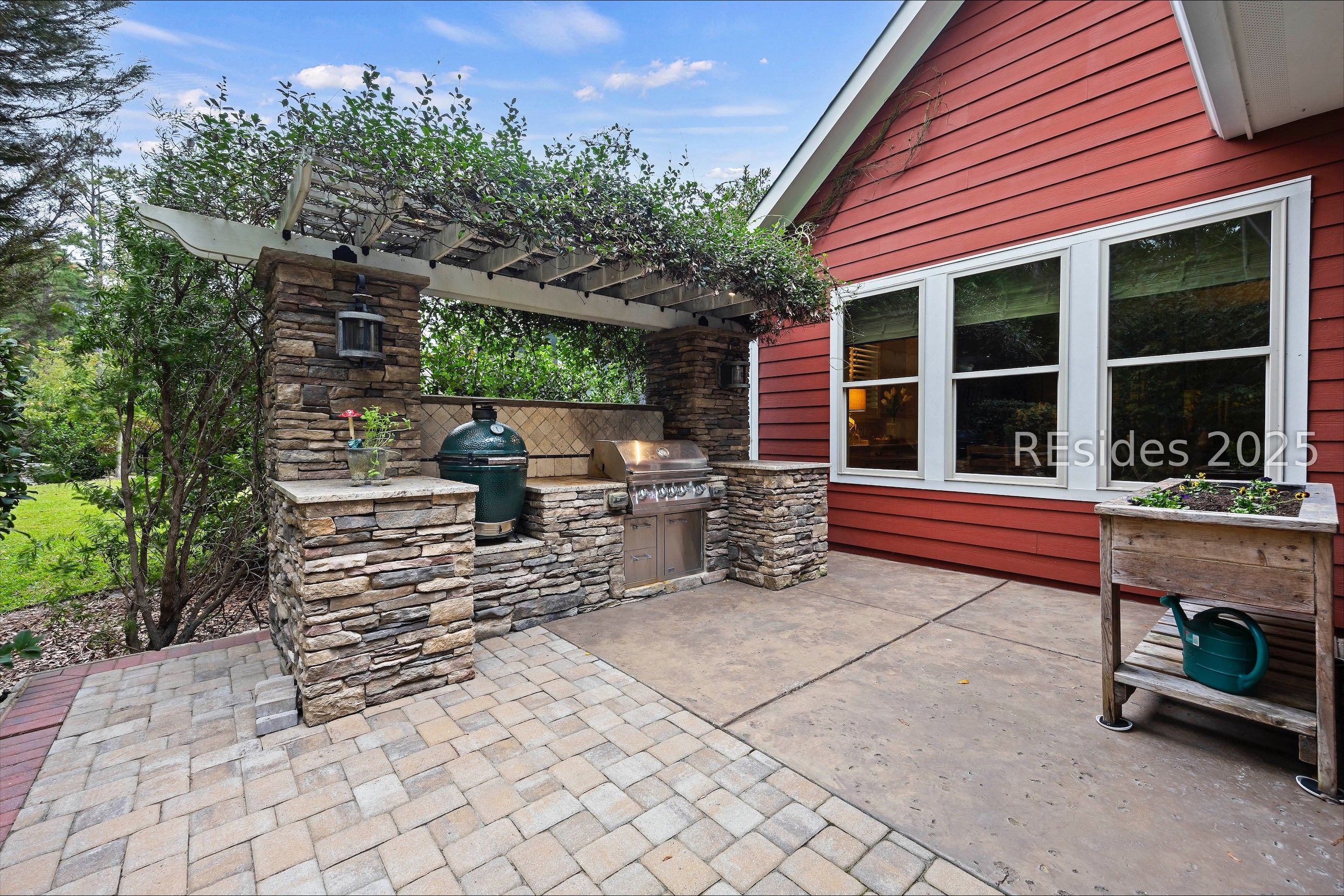 15 Little Pine Court Bluffton, SC 29910 - Photo 6 of 52 Outdoor grilling w/ Green Egg & Grill included.