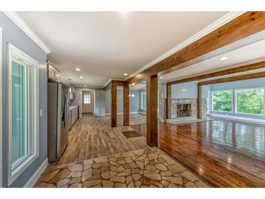 300 Fieldcrest Road Bristol, TN 37620 - Photo 12 of 36 Photo 12