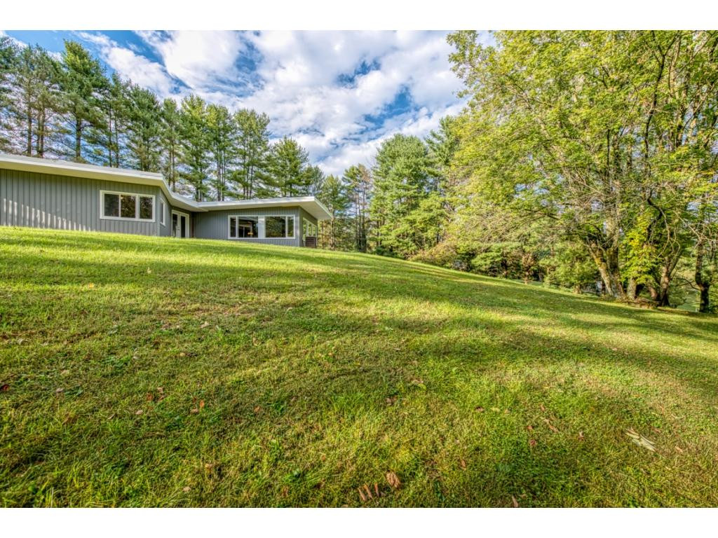 300 Fieldcrest Road Bristol, TN 37620 - Photo 35 of 36 Photo 35