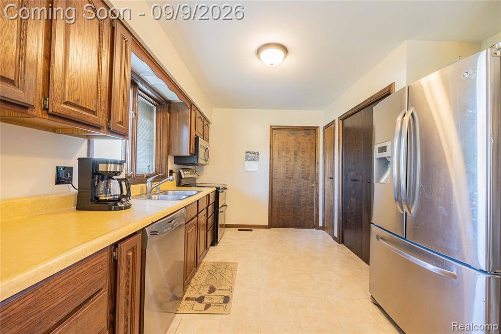16300 Hannan Road Romulus, MI 48174 - Photo 9 of 32 Gallery Image 9
