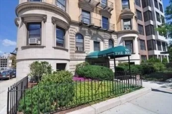 $2,200 | 1091 Boylston Street, Unit 25, Boston, MA 02215