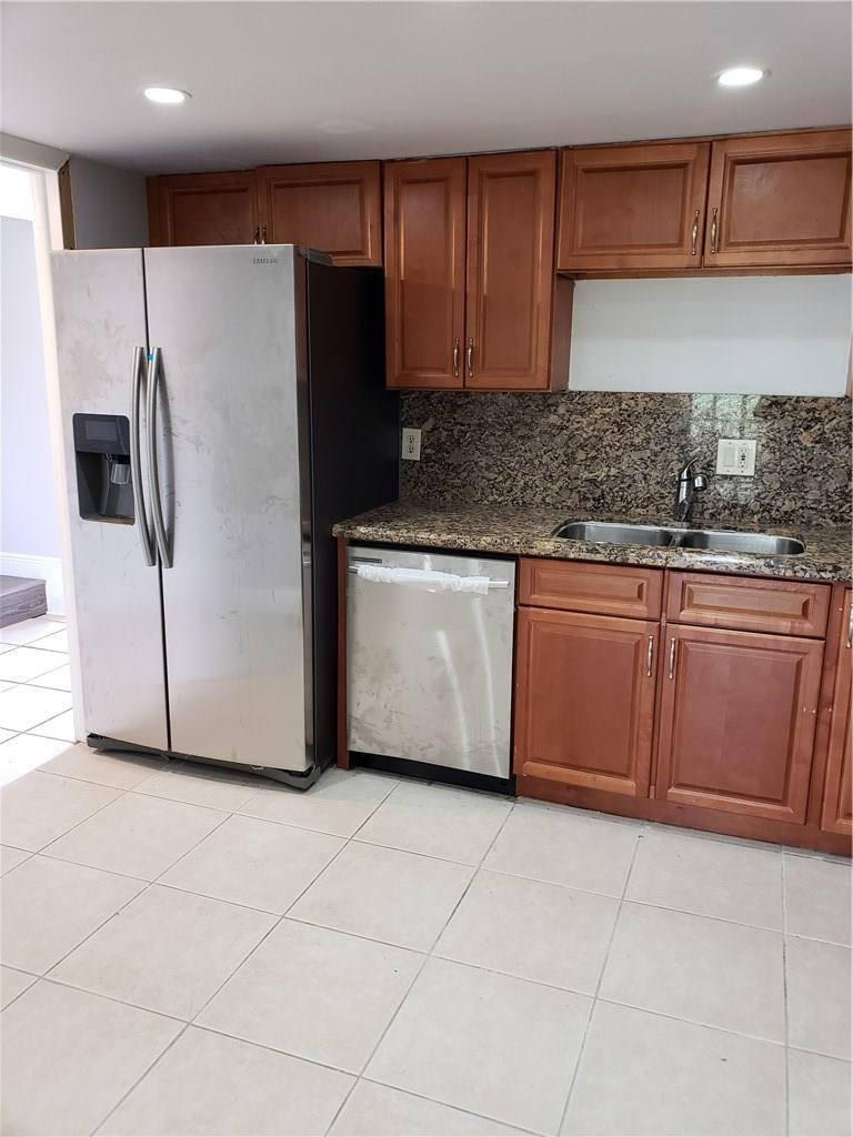 4012 Inverrary Drive, Unit B7 Lauderhill, FL 33319 - Photo 6 of 21 Photo 6