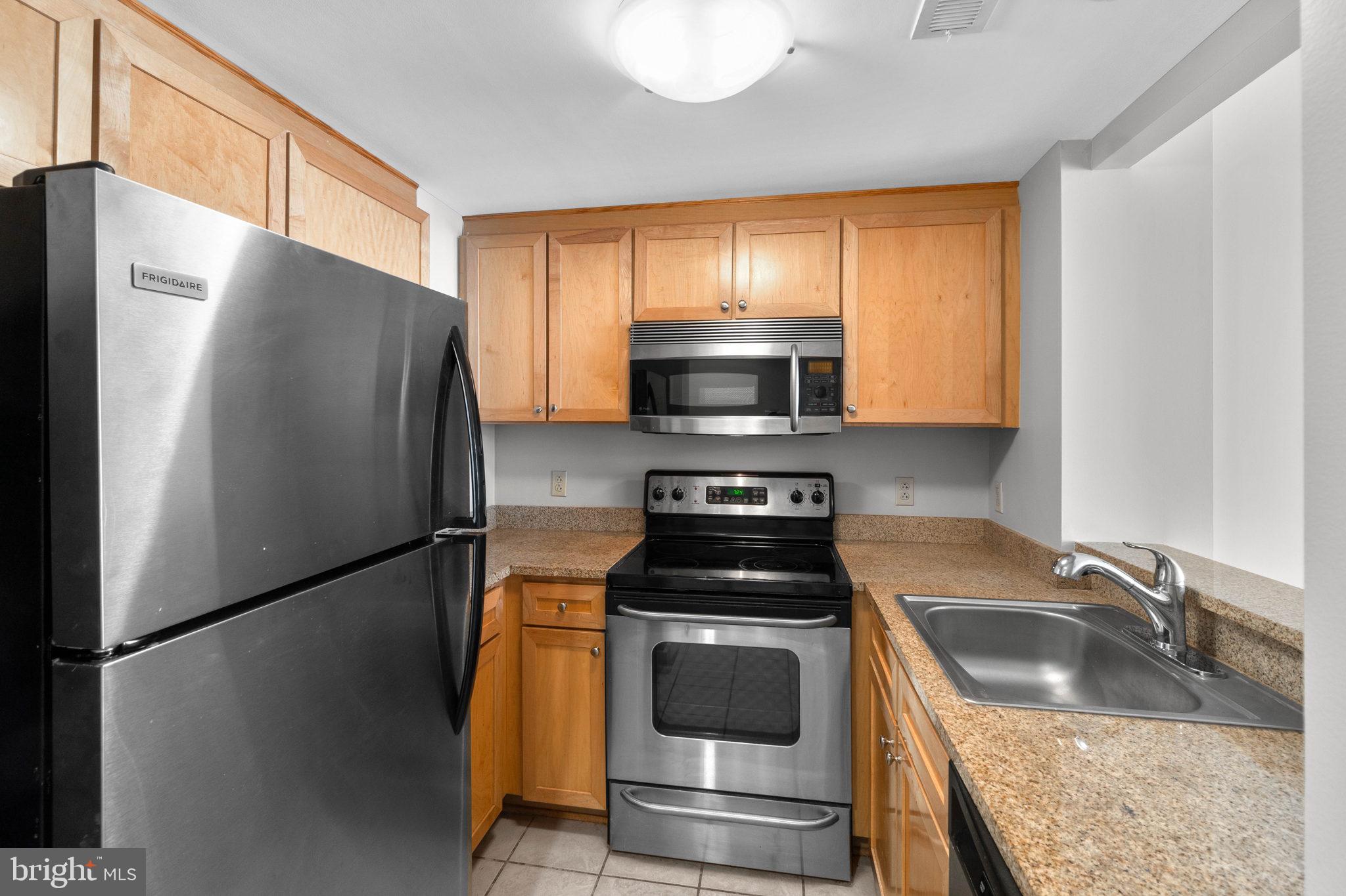 1150 K Street Northwest, Unit 1408 Washington, DC 20005 - Photo 15 of 29 Kitchen