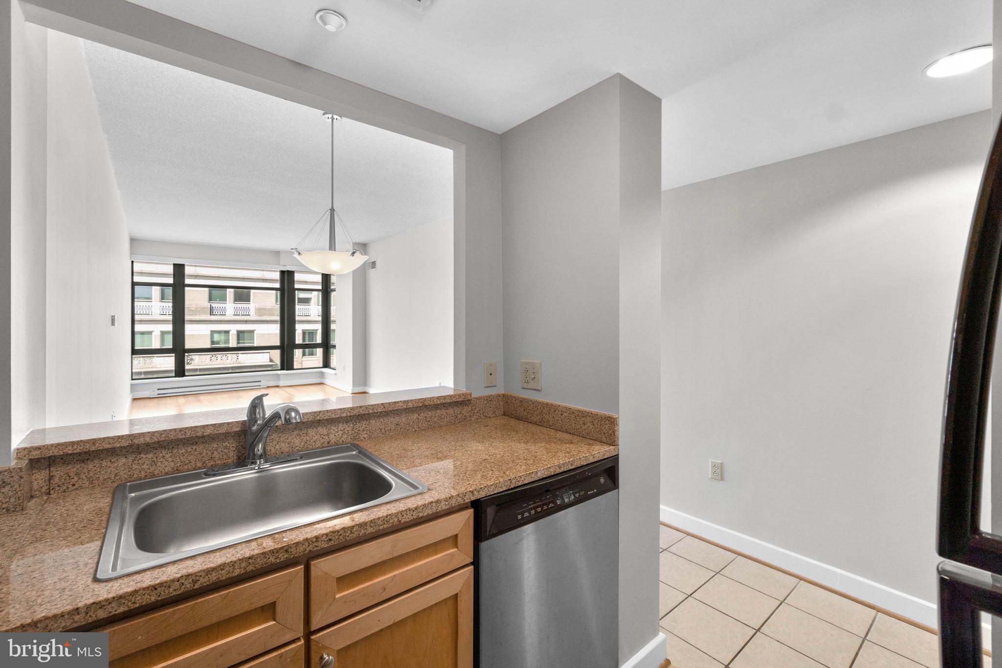 1150 K Street Northwest, Unit 1408 Washington, DC 20005 - Photo 6 of 29 Kitchen