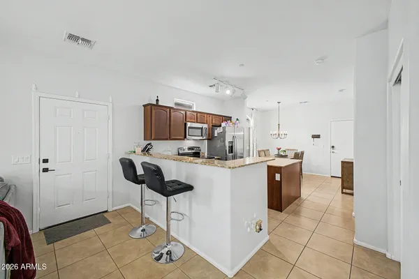 $425,000 | 2725 East Mine Creek Road, Unit 1187, Phoenix, AZ 85024