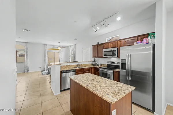 $425,000 | 2725 East Mine Creek Road, Unit 1187, Phoenix, AZ 85024