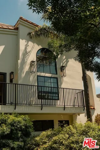 a view of a entrance to house