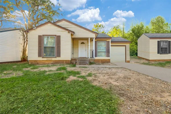 $1,750 | 1410 South W Street, Arlington, TX 76010