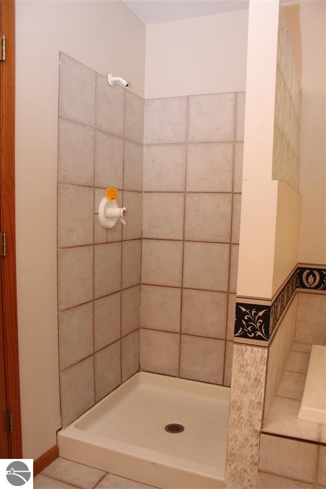 3181 Zimmerman Road Traverse City, MI 49685 - Photo 40 of 53 1779125-39.JPG