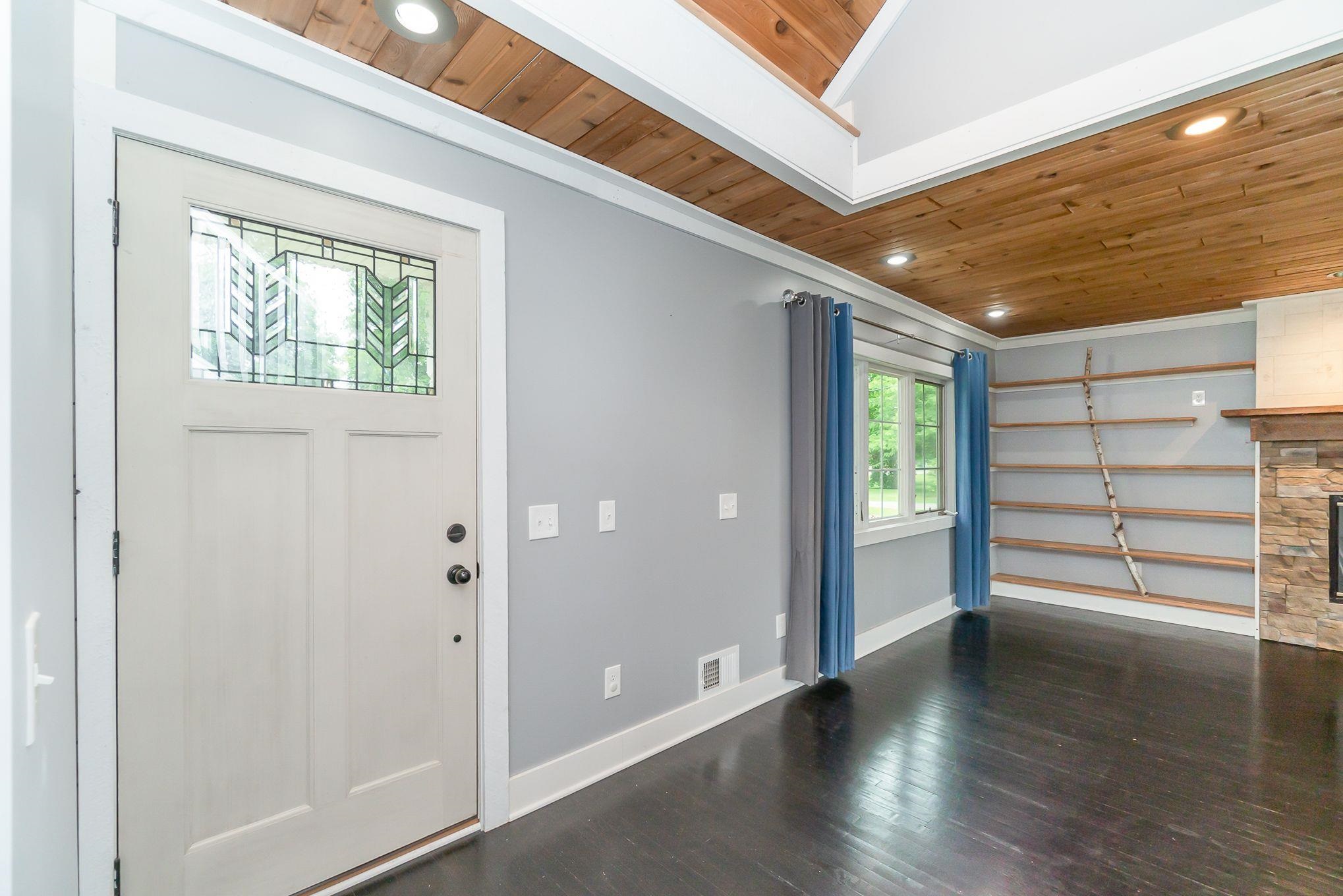 5633 East Olive Road Breckenridge, MI 48615 - Photo 3 of 41 1901176-2.JPG