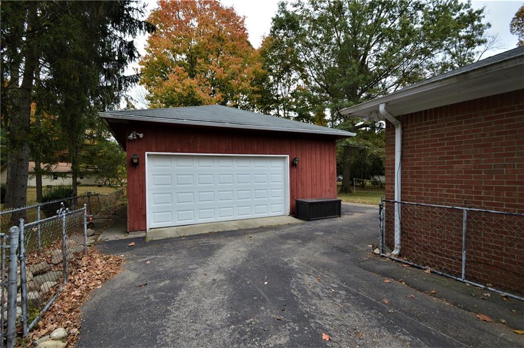 6111 South Carroll Road Indianapolis, IN 46259 - Photo 39 of 41 Gallery Image 39