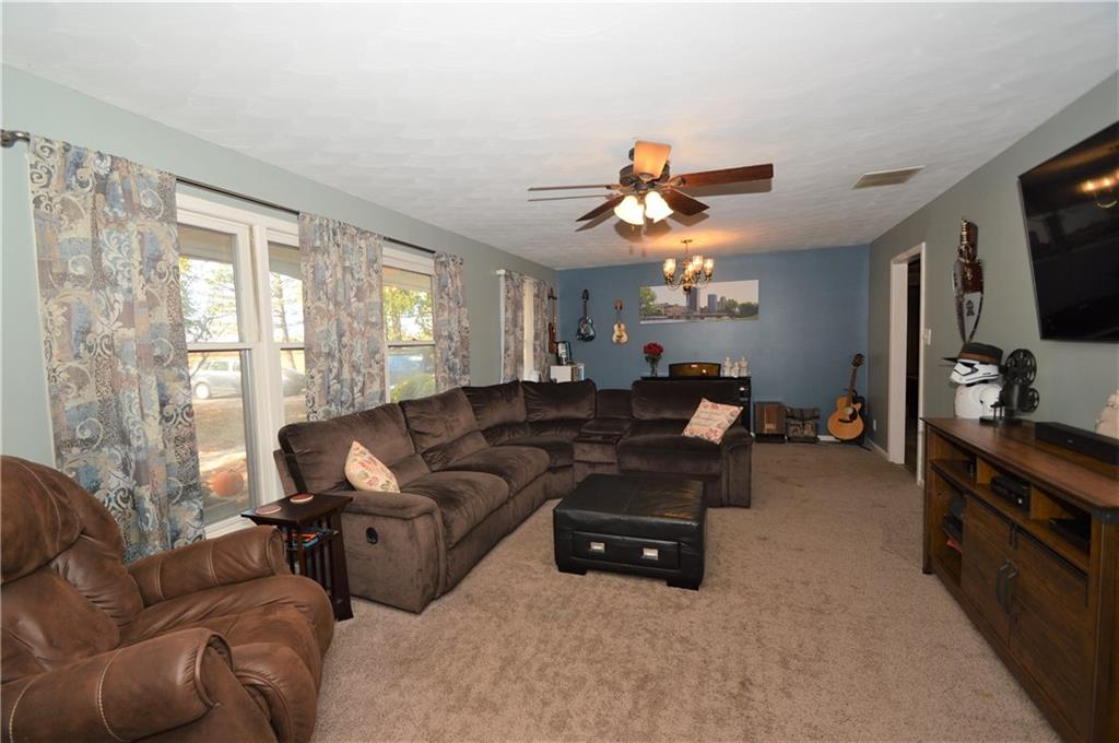 6111 South Carroll Road Indianapolis, IN 46259 - Photo 6 of 41 Gallery Image 6