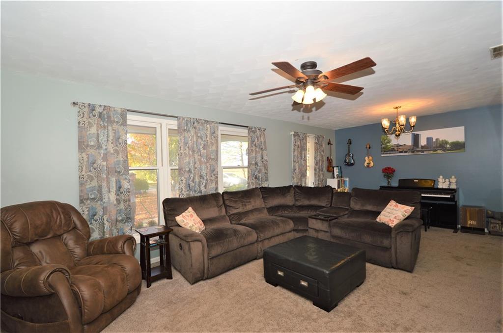 6111 South Carroll Road Indianapolis, IN 46259 - Photo 7 of 41 Gallery Image 7