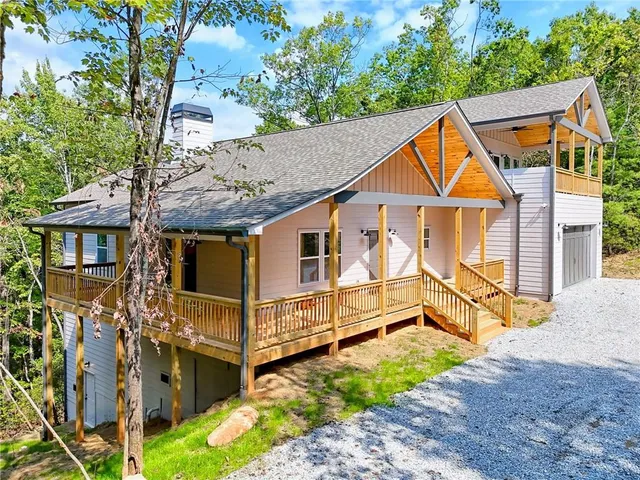 $749,900 | 341 Abby Lane, Clayton, GA 30525