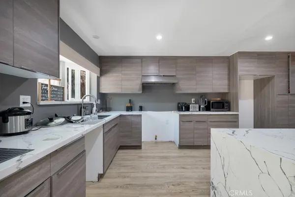 $1,295,000 | 10122 Jovita Avenue, Chatsworth, CA 91311