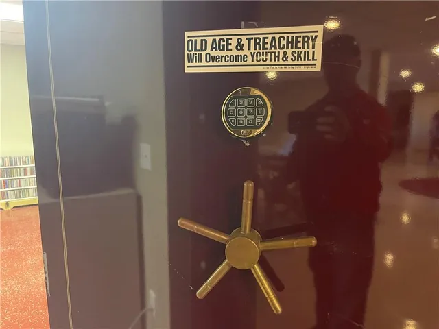 $1,275,000 | 3815 476th Road, Osceola, MO 64776