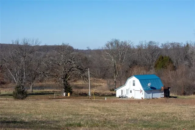 $1,275,000 | 3815 476th Road, Osceola, MO 64776